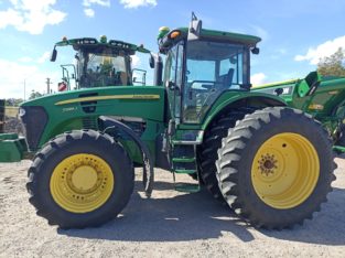 TRACTOR JOHN DEERE 7205J