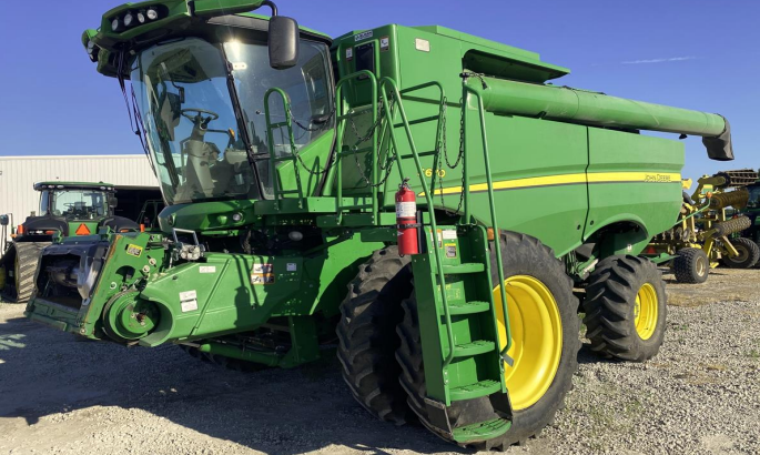 COSECHADORA USADA JOHN DEERE S670 (USA) REF #5255