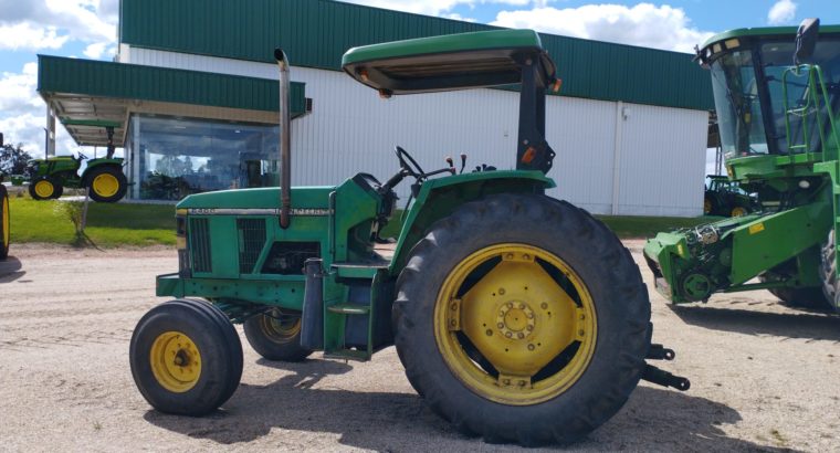 TRACTOR JOHN DEERE 6400