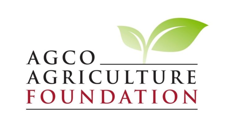 Importante donación de Fundación de Agricultura AGCO a ¨Amigos do Bem¨