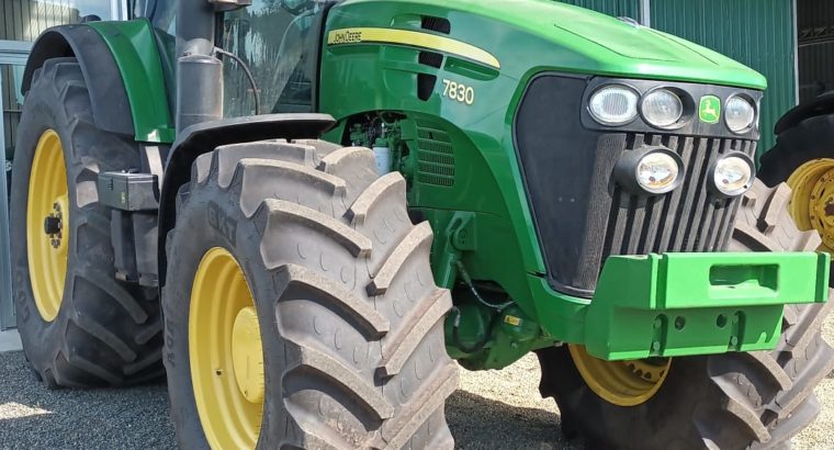 Tractor John Deere 7830