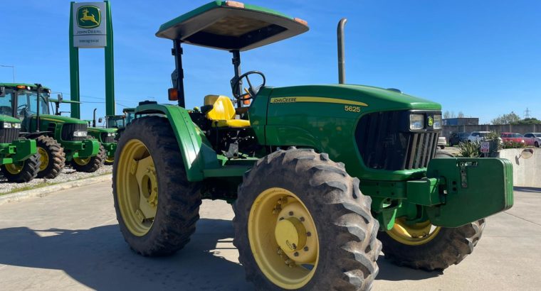 TRACTOR JOHN DEERE 5625