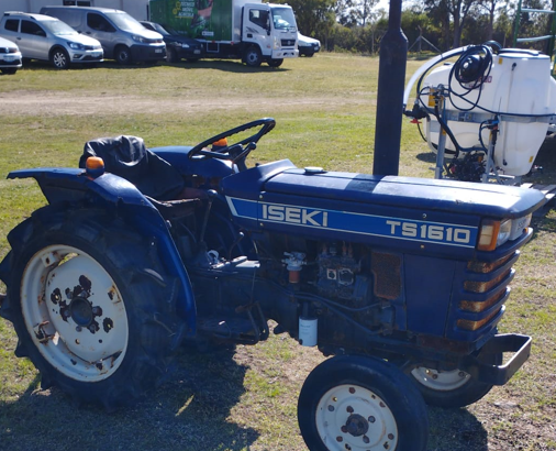 TRACTOR ISEKI T51610