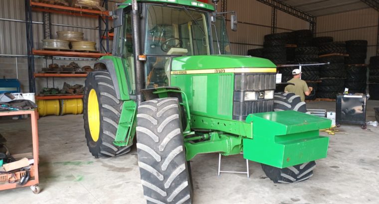 Tractor John Deere 6910