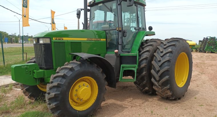 Tractor John Deere 7810