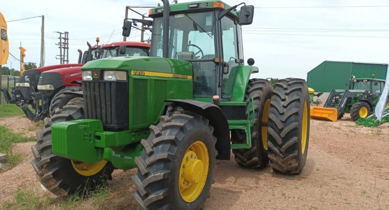 Tractor John Deere 7810