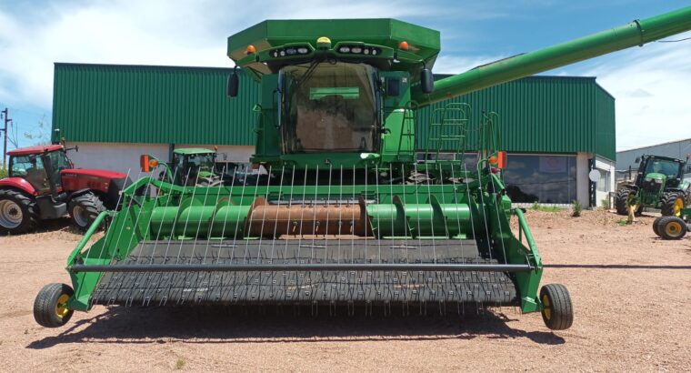 Cosechadora John Deere S680