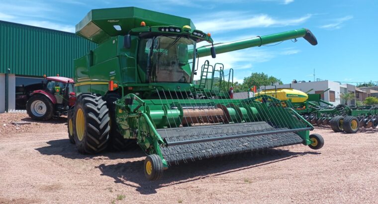 Cosechadora John Deere S680